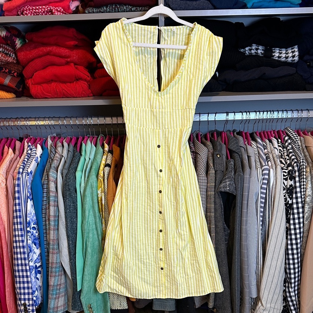 Unbranded yellow/white striped v neck cap sleeve elastic waistband dress size S